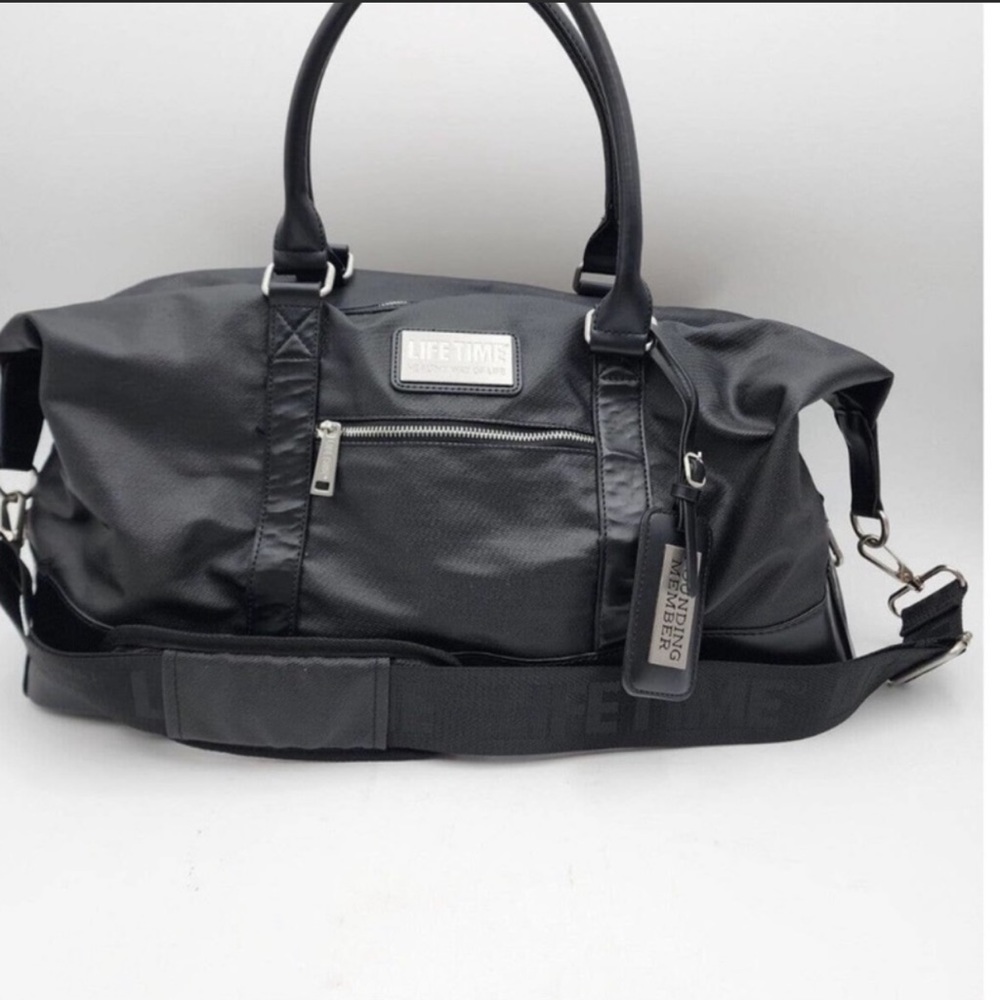 Lifetime Fitness Large Duffle Bag -Brand new